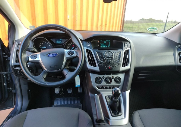 Ford Focus cena 24500 przebieg: 163000, rok produkcji 2014 z Wyśmierzyce małe 172